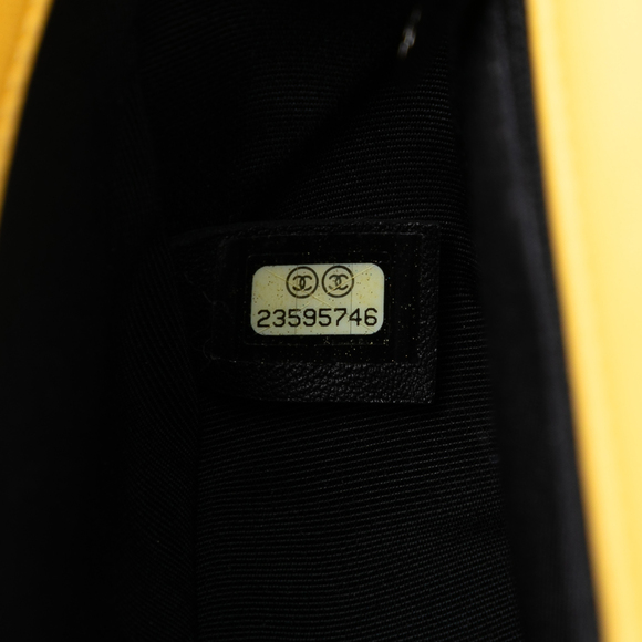 Pre-Loved Chanel Small CC Quilted Multicolor Lambskin Acrylic Cuba Flap - Picture 6 of 7